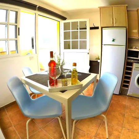 Ester Santa Cruz de Tenerife